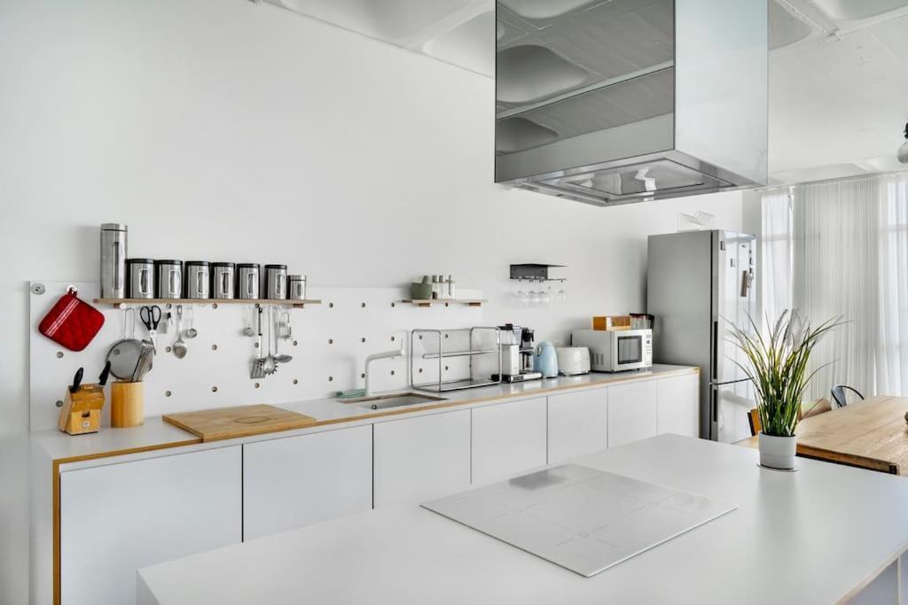 Loft Espacoso Com Vista Deslumbrante O Tejo * Lisboa