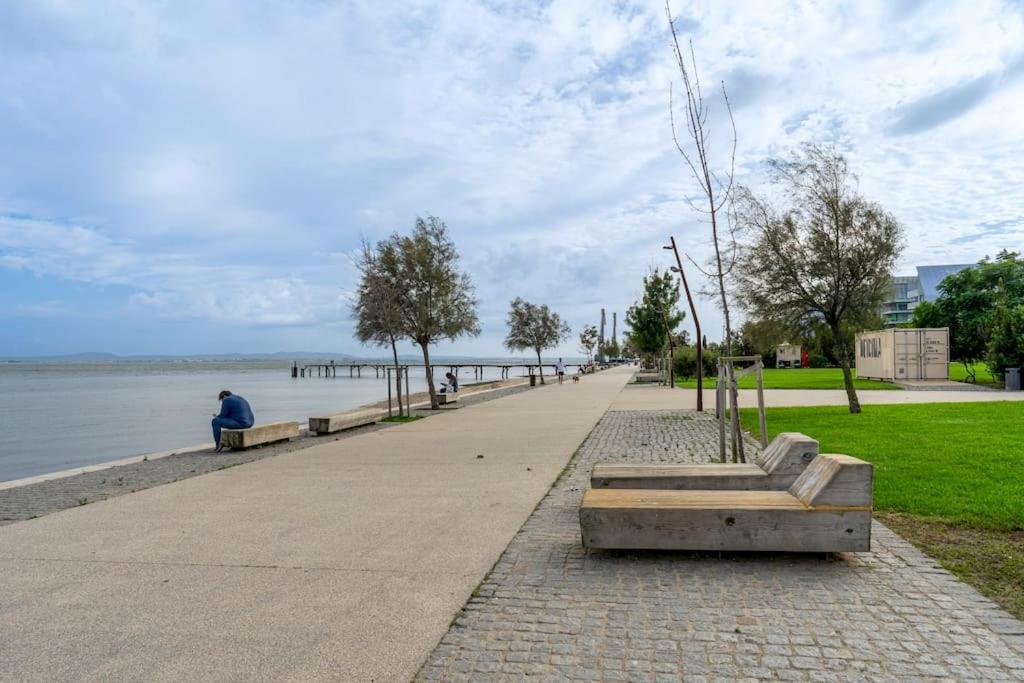 Loft Espacoso Com Vista Deslumbrante O Tejo