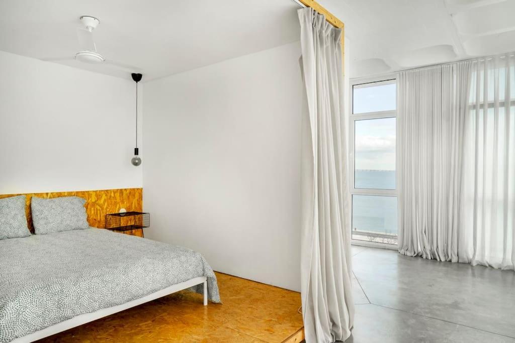 Loft Espacoso Com Vista Deslumbrante O Tejo Apartamento